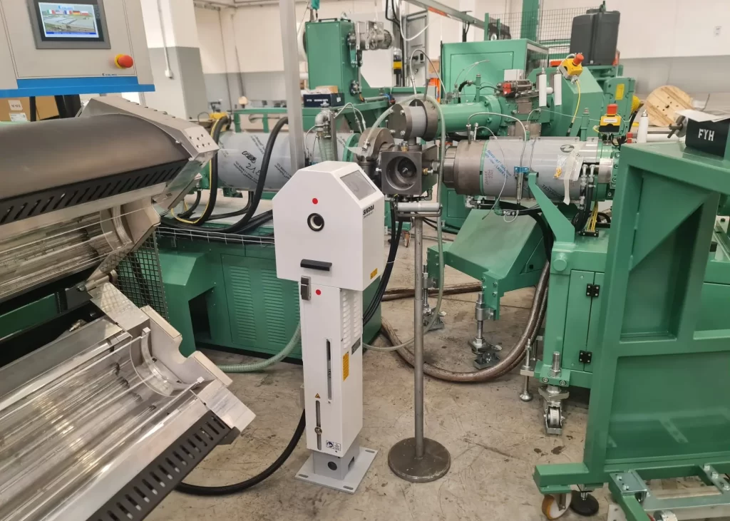 Complete silicone cable insulation and sheathing line